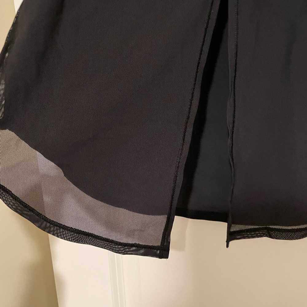 Lululemon Tank - Picture 3 of 4